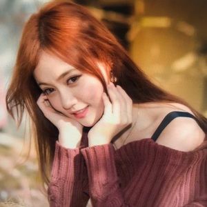 Meet your Posher, Dora